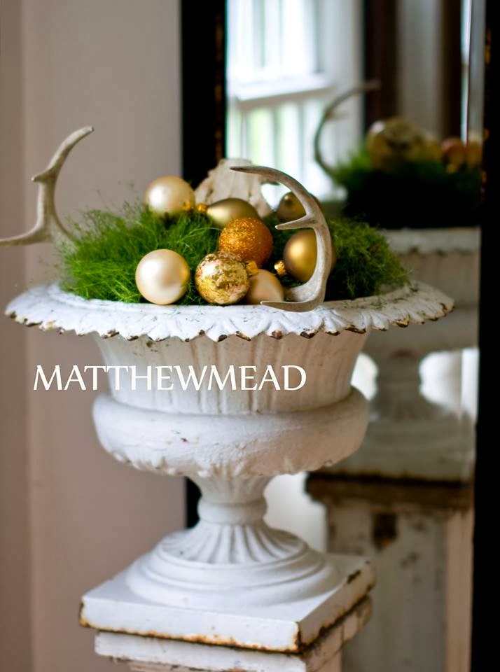 FOCAL POINT STYLING DECORATING WITH URNS FOR THE SEASONS