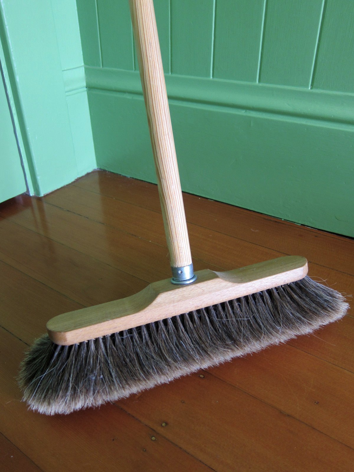 Chronica Domus Spring Cleaning A Broom Cupboard Alternative