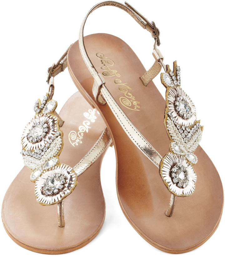 FuncSHOEnality Best jewel embellished flats that are perfect for a