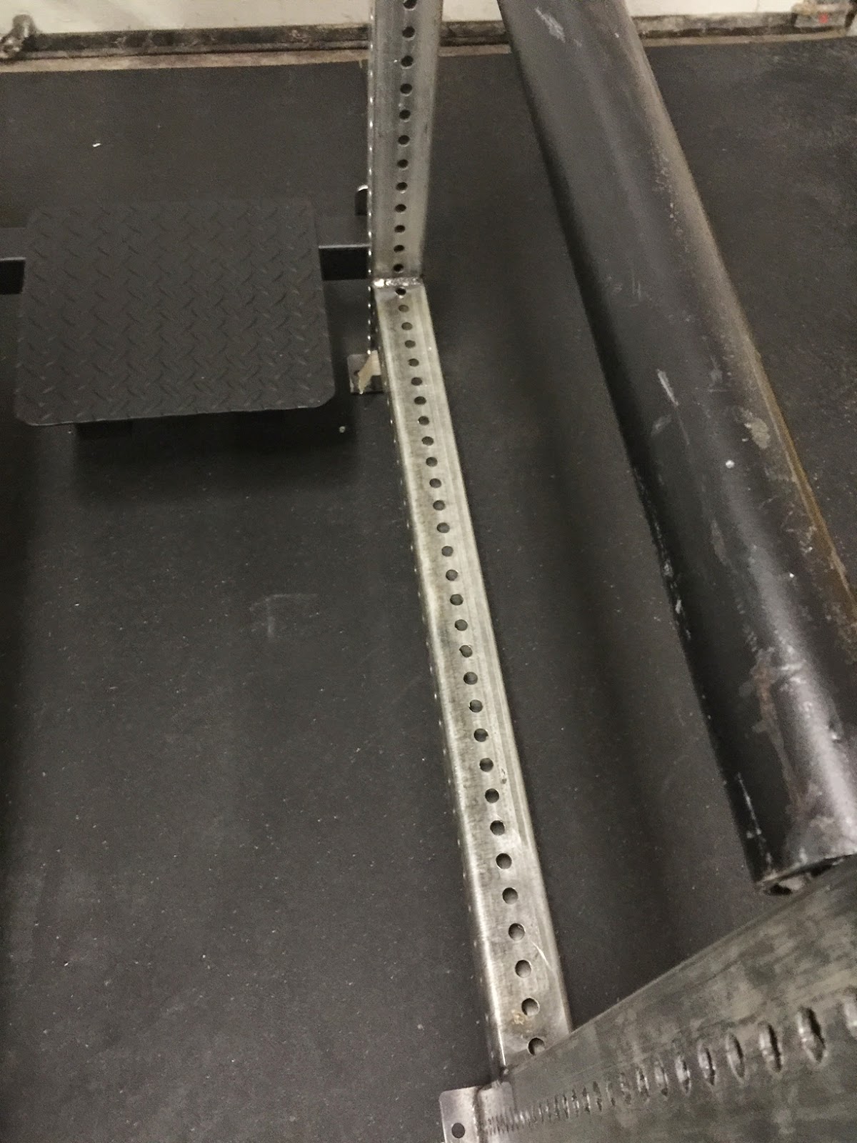 Lakeville Powerlifting Bench and Power Rack arrive from Texas Strength Systems