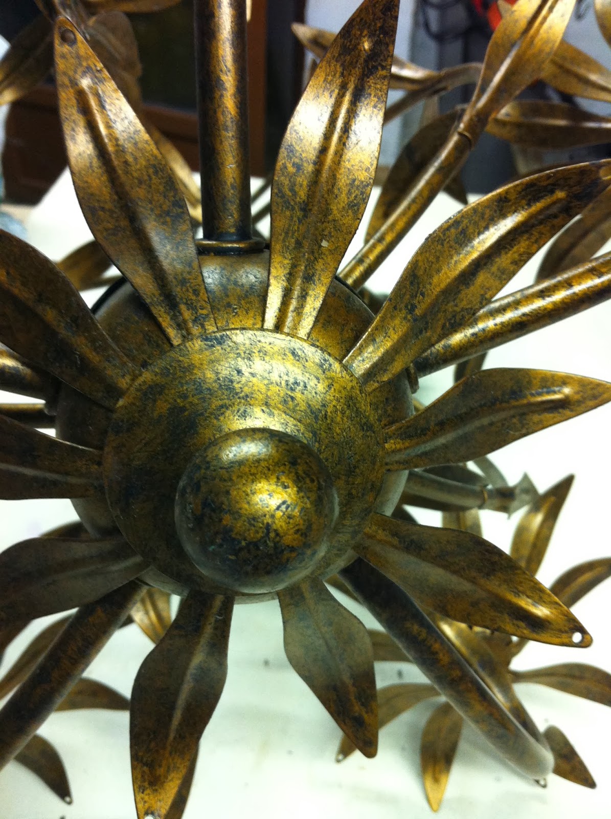 Telas, Cajas y Tinajas: lámpara de araña