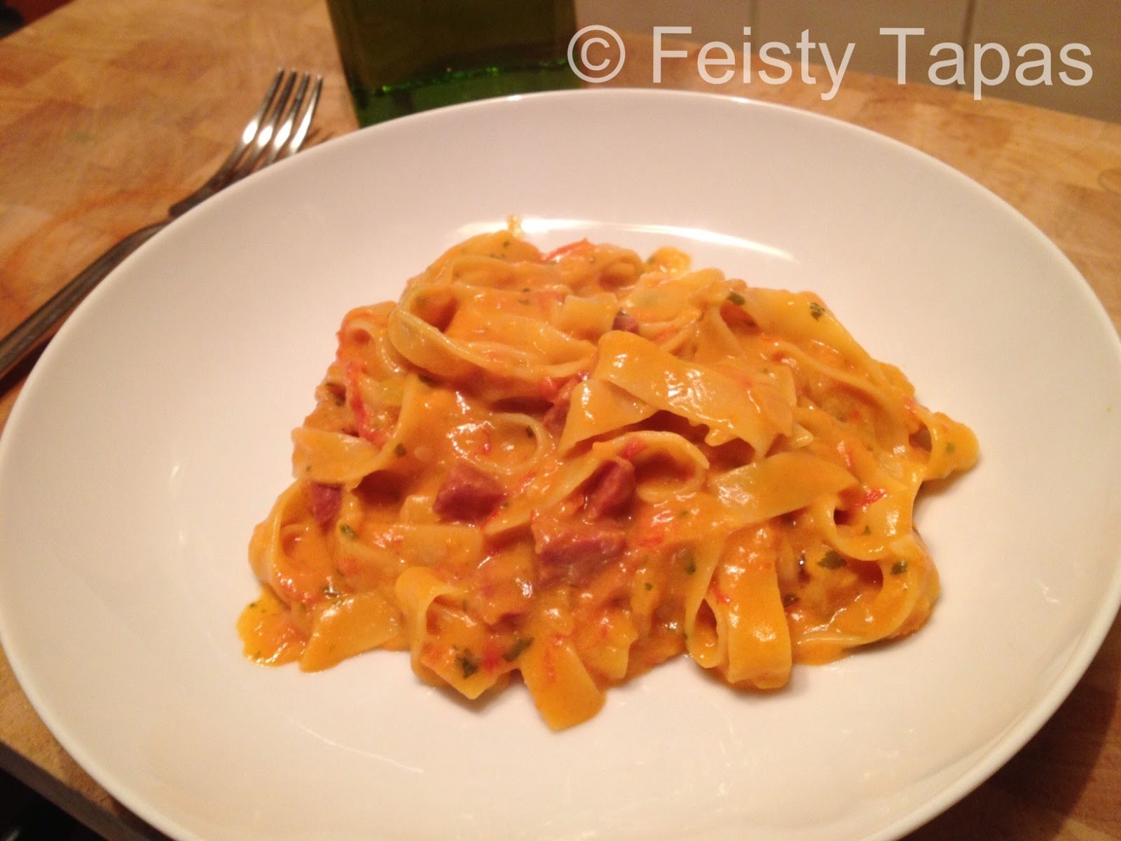 FEISTY TAPAS Thermomix Creamy chorizo pasta / Pasta cremosa con chorizo