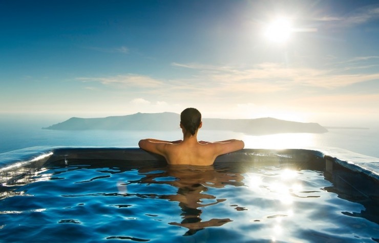 Sophia Suites – Elegant Retreat in Santorini, Hellas (Greece) Sophia Suites – Elegant Retreat in Santorini, Hellas (Greece)