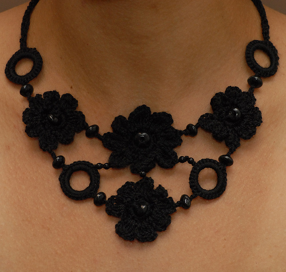 DE MIS MANOS TEJIDOS Y MAS Collares