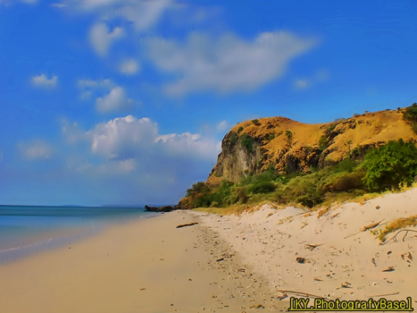 Pantai Tanjung Bastian Pantai Tanjung Bastian