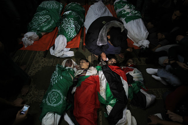 [صور] غزة تحت النار Gaza+Under+Fire+%287%29