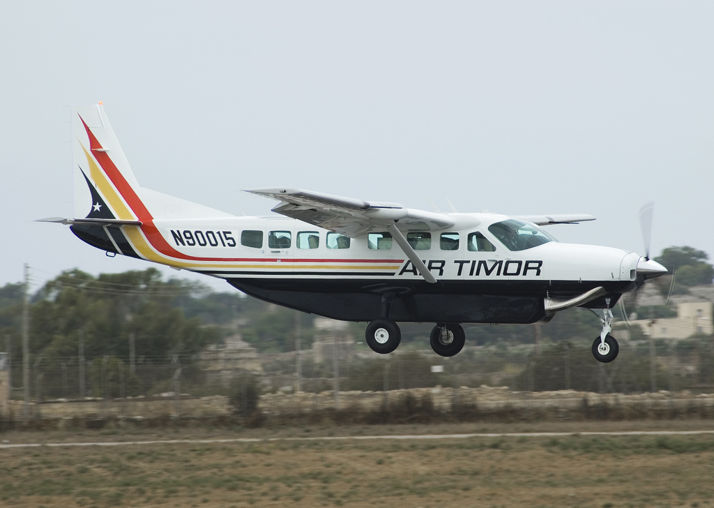 TIMOR AGORA Air Timor aprezenta produto foun rua ba Komunidade Timor