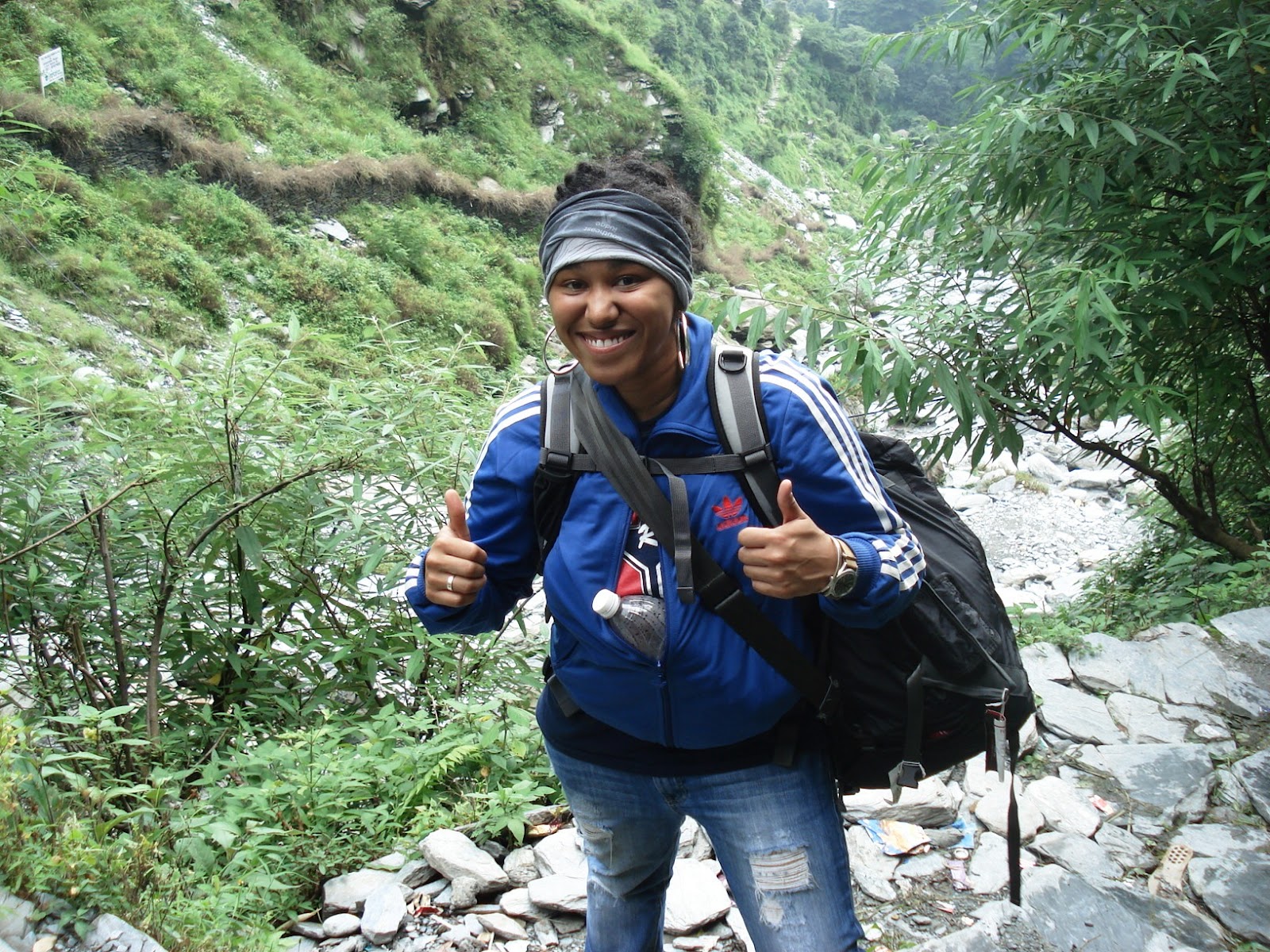 Urdu+LP-+Ms.+Tori+is+enjoing+the+trip+of+Dharamshala,+Shima+during+the+break.JPG