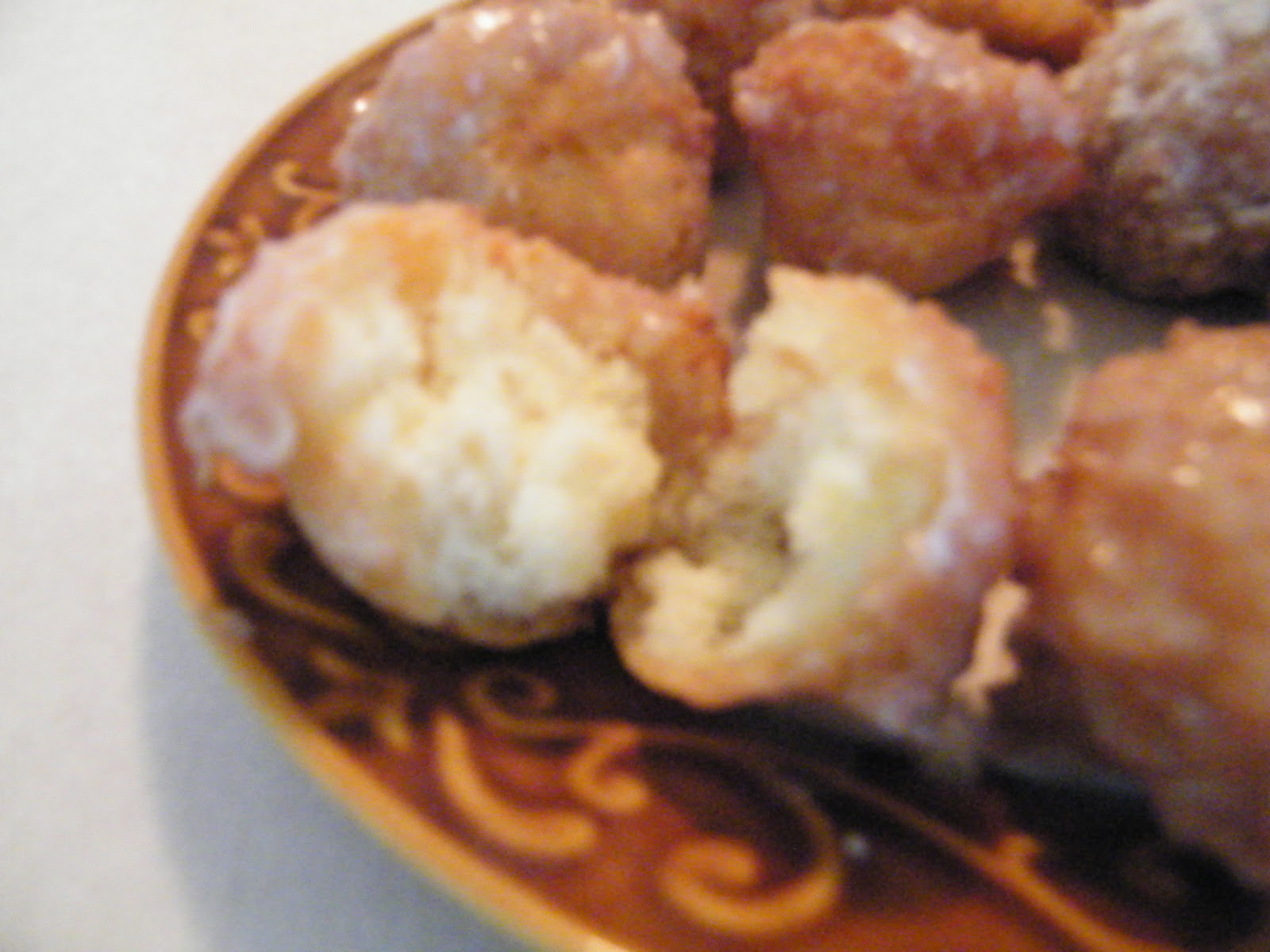 Gypsy Pie's Kitchen and Garden Buttermilk Drop Donuts, like McKenzies Bakery Recipe & Review