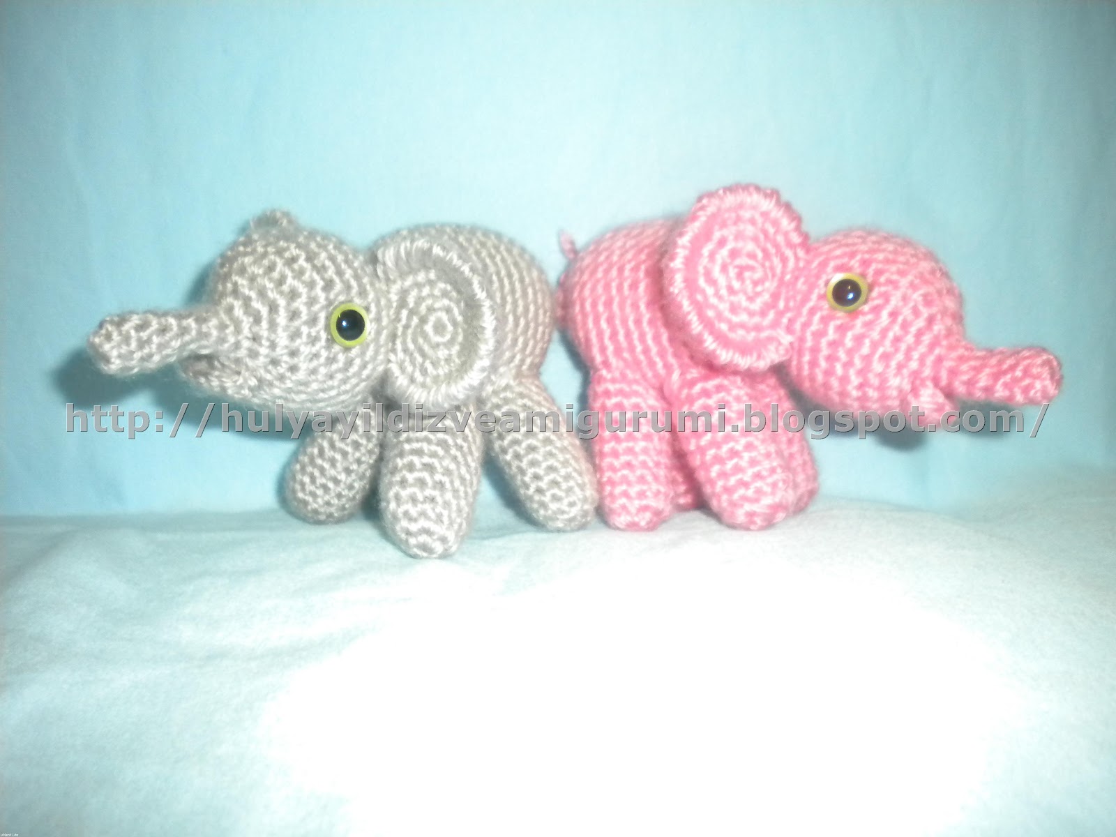 HÜLYA ve AMİGURUMİLERİ Sosis Bacaklı Bebek Fil