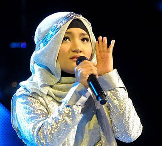 DaeTube: Fatin Sidqia Lubis - Aku Memilih Setia