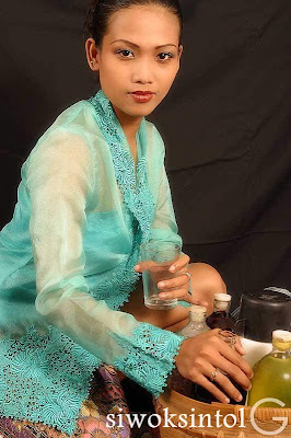 Mbak Penjual Jamu yang Bikin Mabuk Kepayang | Ragam Informasi Unik dan