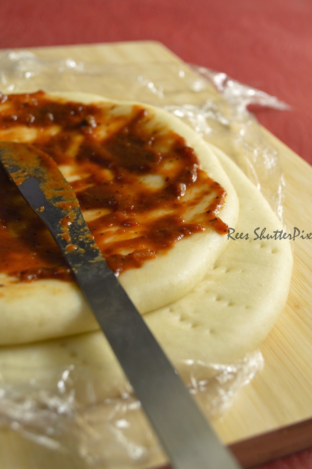 pizza base,easy pizza base,homemade pizza base,yeast pizza, step by step veg pizza base ,