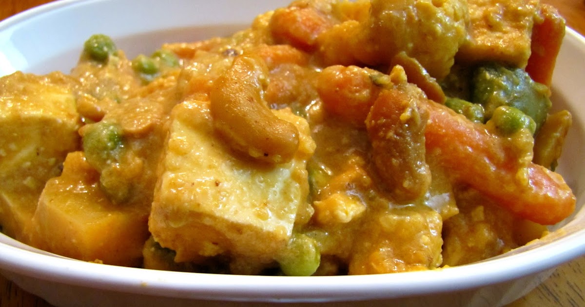Traditional Indian cuisine Navratan Korma (Paneer and vegetables in creamy sauce)