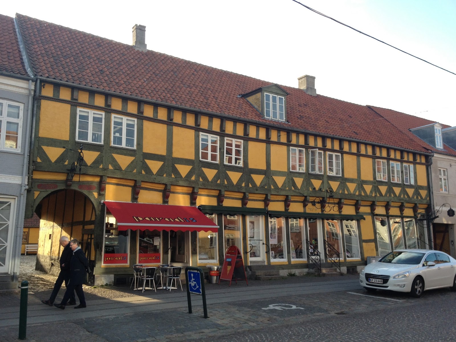 HAUSFORSCHER unterwegs: Ein bisschen Urlaub, viel Backstein und endlich