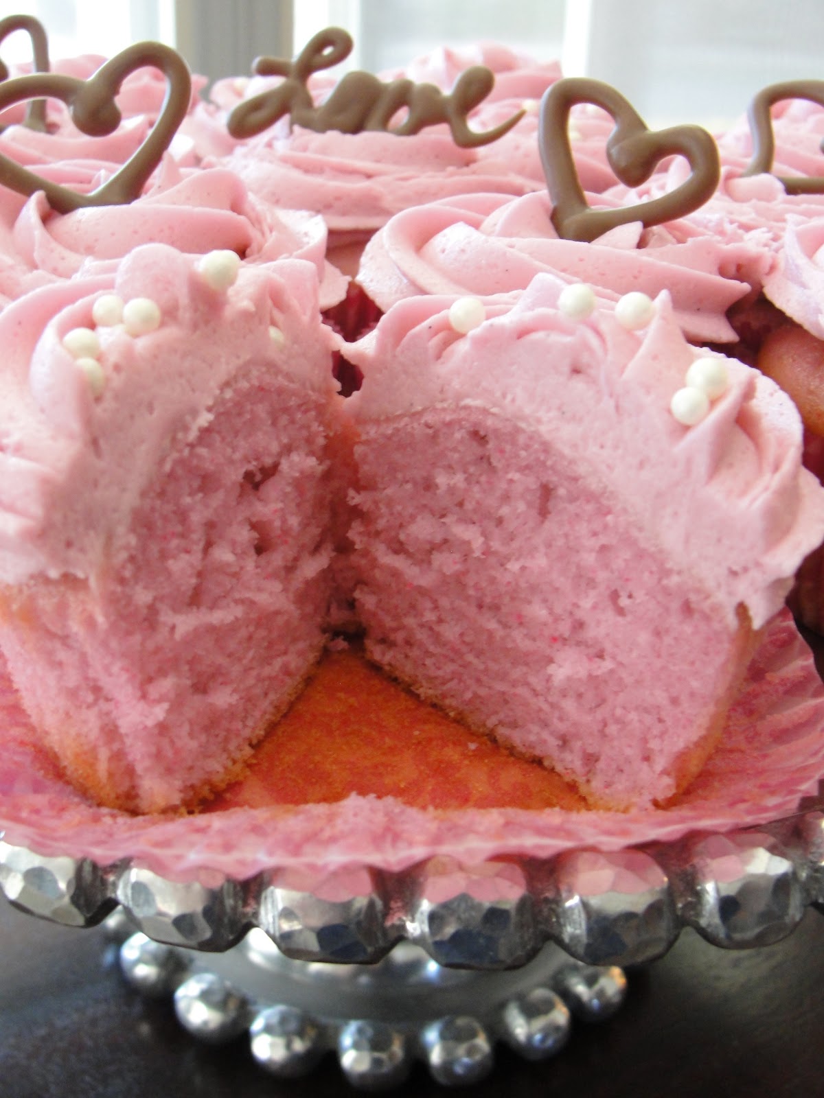 Pink Champagne Cupcakes