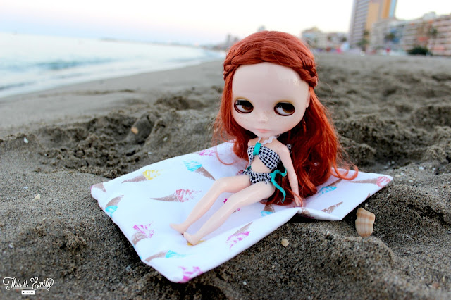 Emily my blythe in the beach