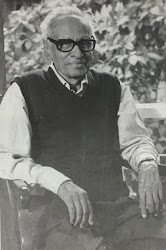 नारायण देसाई                            (16 डिसेंबर 1920 ते 5 ऑगस्ट 2007)