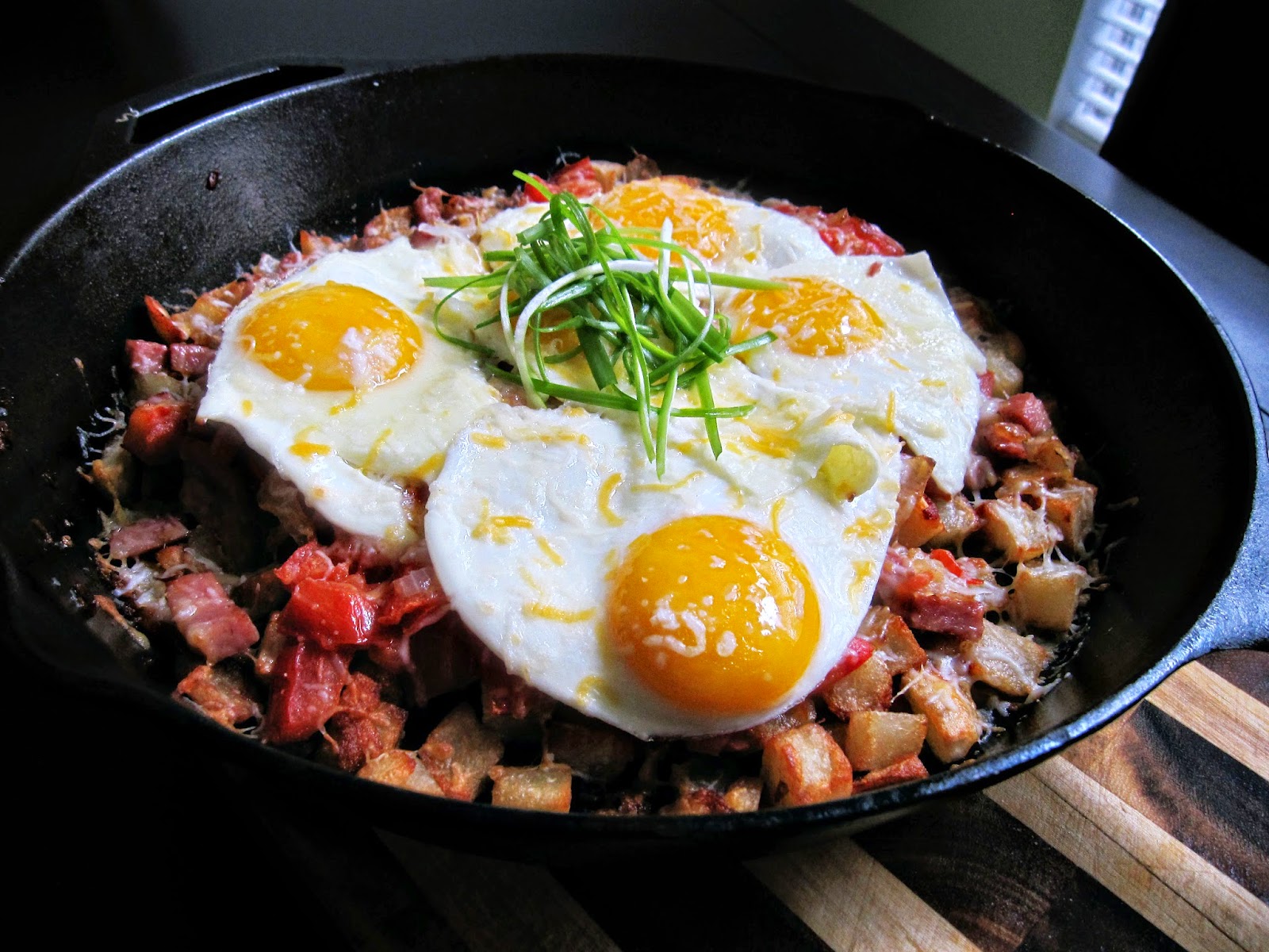The Yuca Diaries: Breakfast Skillet... Eggs, Ham, Potatoes, and a Few