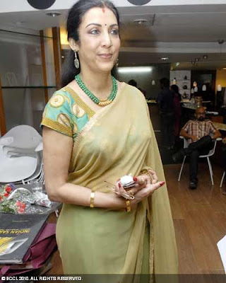 kamal vani ganapathy wife hassan haasan childhood launch book family wedding profiles celebrity photogallery sarika