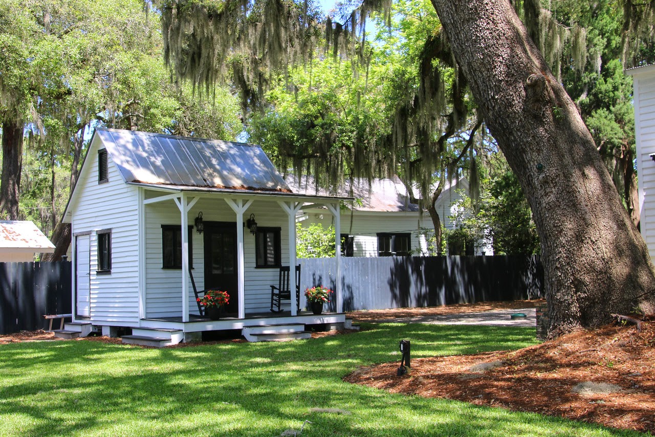Charleston Daily Photo Teeny, tiny houses of the lowcountry