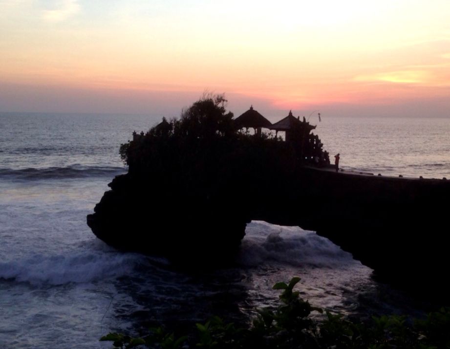Tanah Lot Sunset Background Wallpaper 8611 Wallpaper ForWallpapers Tanah Lot Sunset Background Wallpaper 8611 Wallpaper ForWallpapers