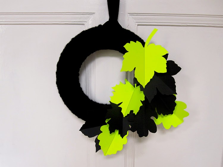 Grasgefluster Baum Im Herbst