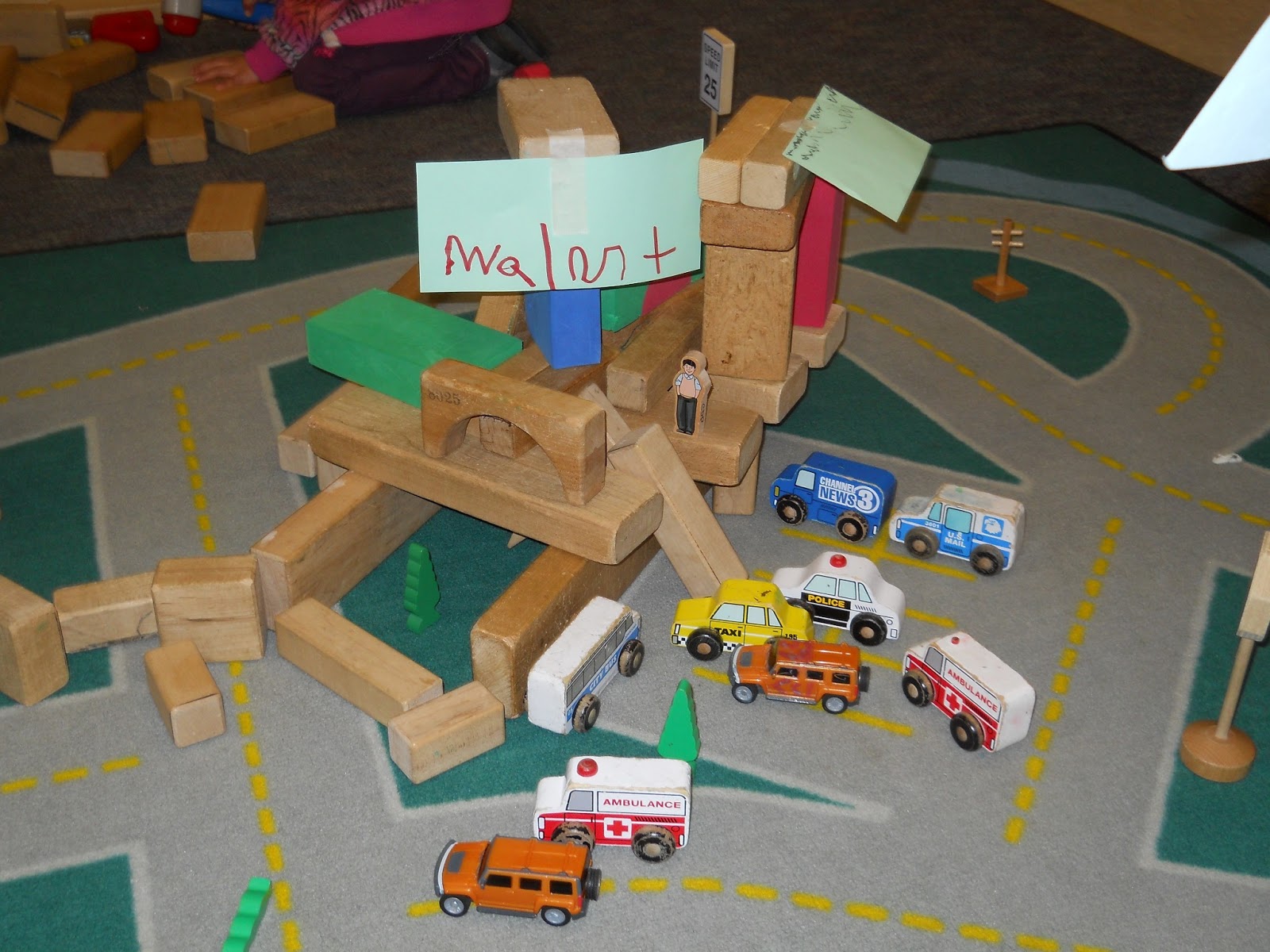 Learning and Teaching With Preschoolers Literacy in the Block Center