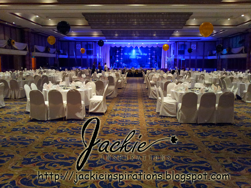 Balloon decorations for weddings, birthday parties, balloon sculptures