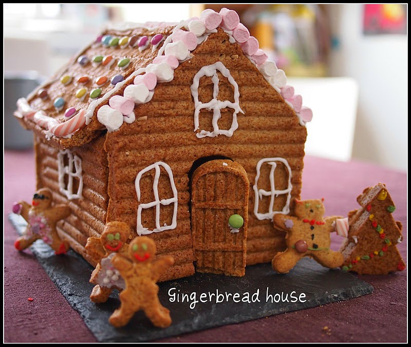 Maison en pain d'épices (Gingerbread house)