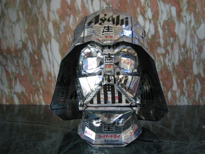 http://3.bp.blogspot.com/-5XCNXFpsACg/UOAnvh-U8CI/AAAAAAAADFs/u5rIP26eOFA/s1600/darth-vader-made-from-aluminum-cans-japanese-artist-makaon.jpg