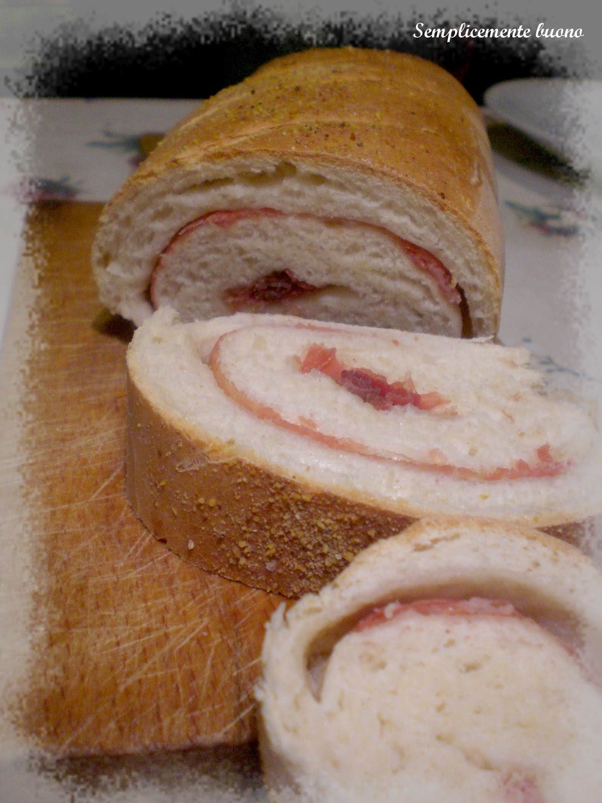 PANE FARCITO CON PROSCIUTTO E PARMIGIANO