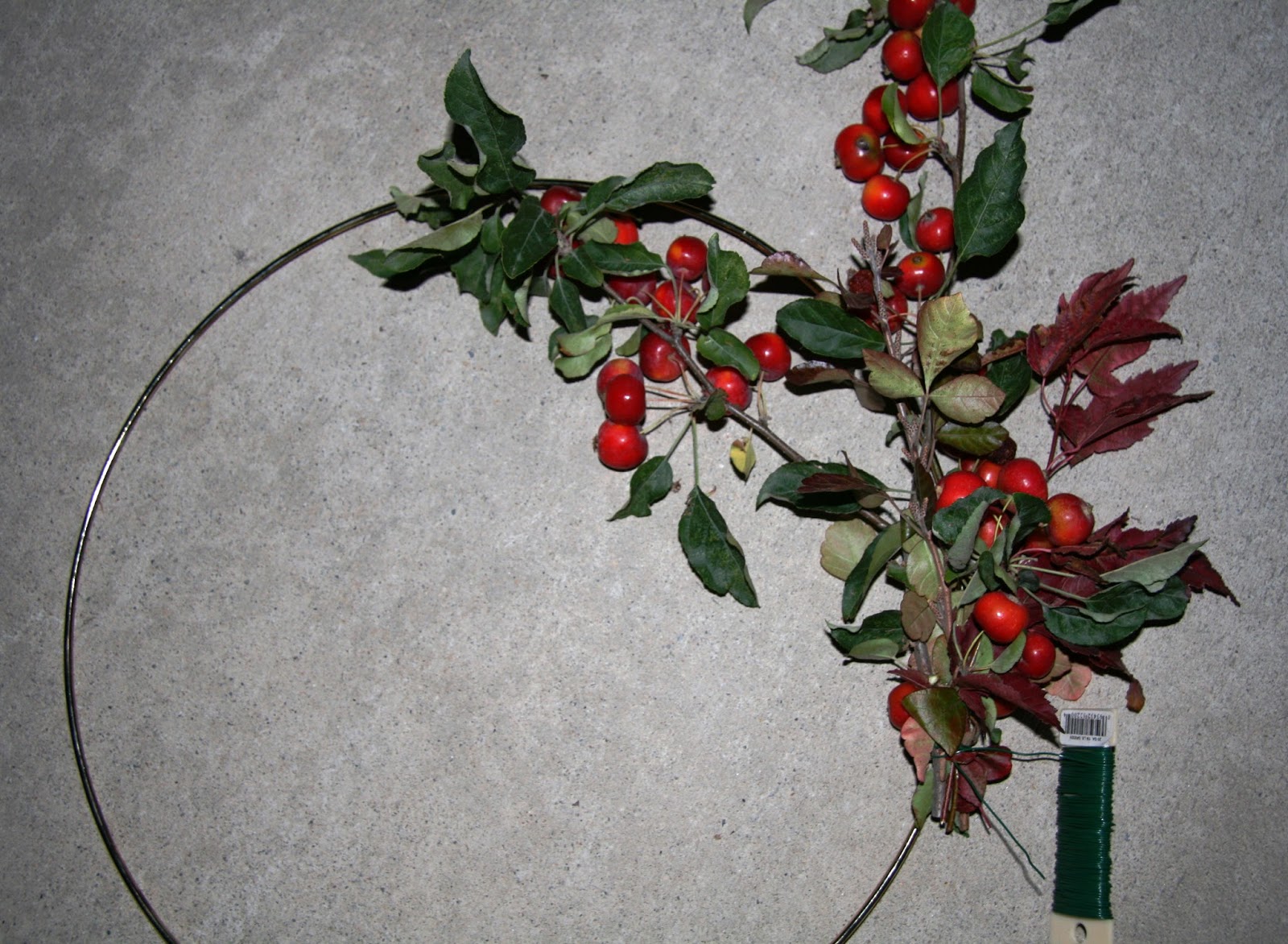 Decorated Mantel Natural Splendor Make Your Own Living Wreath