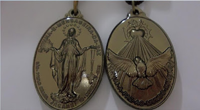 Jacarei, november, 8th, 1993 The Revelation of the Holy Medal of Peace