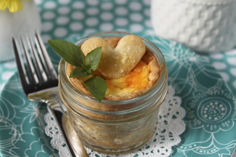 A Postcard from London and Quiche.......in a Jar! The Café Sucre