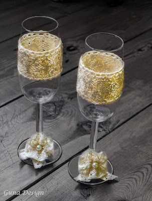 gunadesign guna andersone countryside wedding toasting champagne glasses