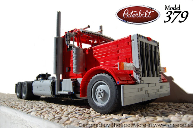 Peterbilt379-1.JPG