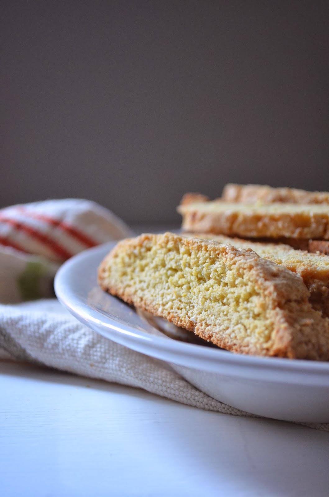 amour fou(d) lemon, olive oil, and almond biscotti.