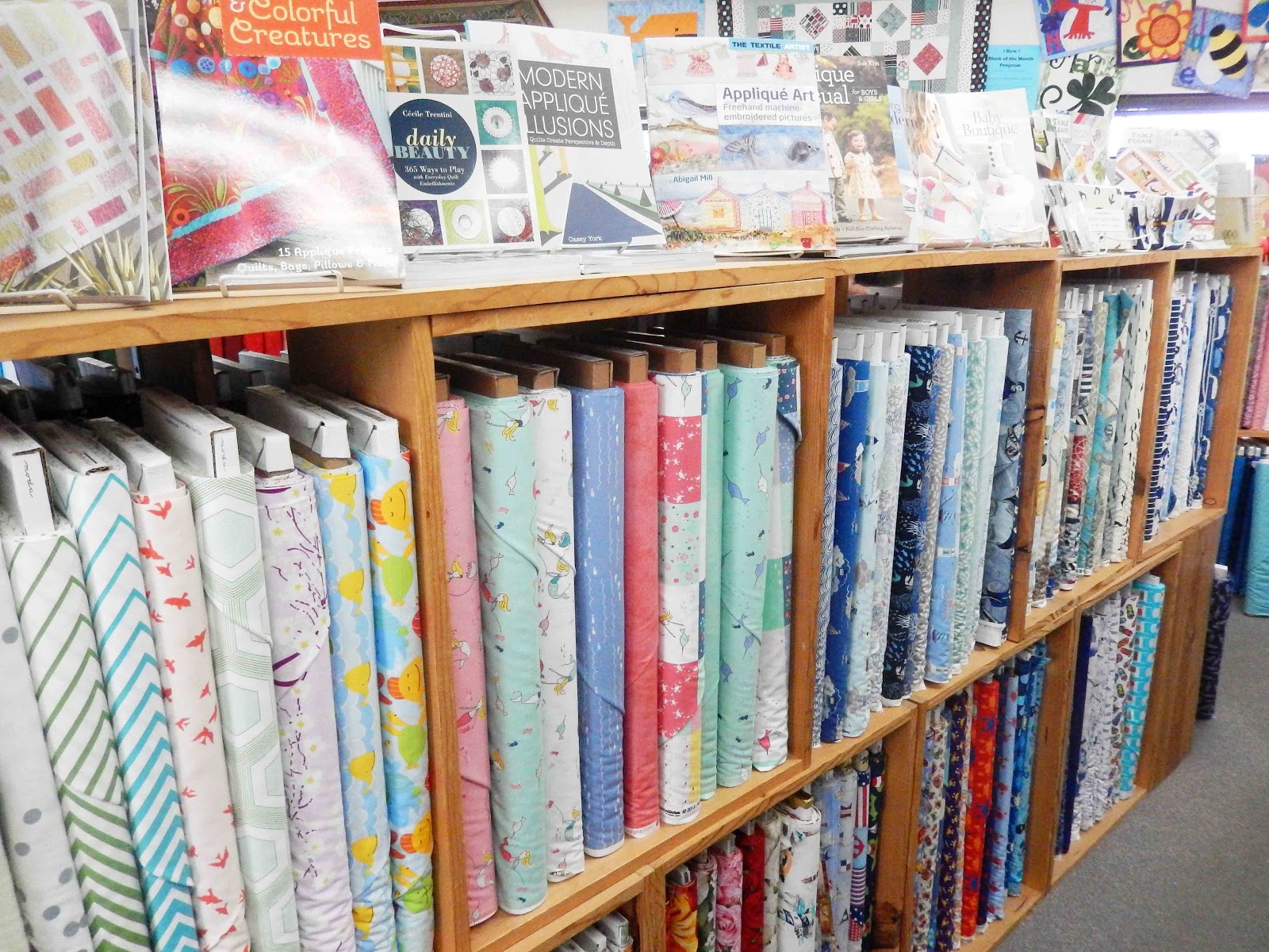Cat Patches Quilt Shop Center Diamond Fabrics