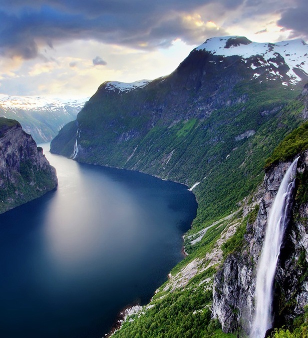 20 Best Places From Each Country Geirangerfjord Norway Map And Fjords Weather Latest Photos