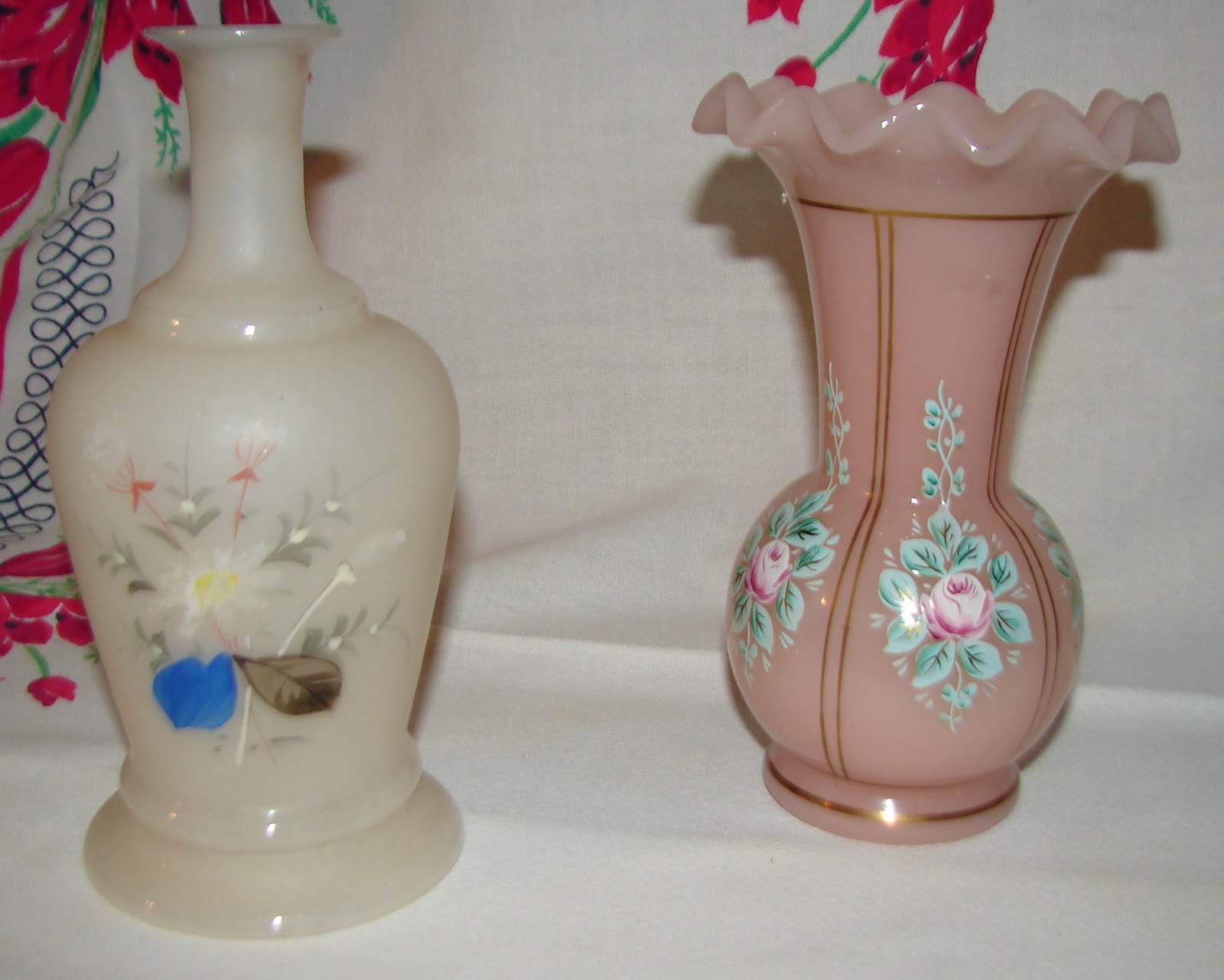 Farm Girl Pink Pretty Vintage Vases Redwing Fenton