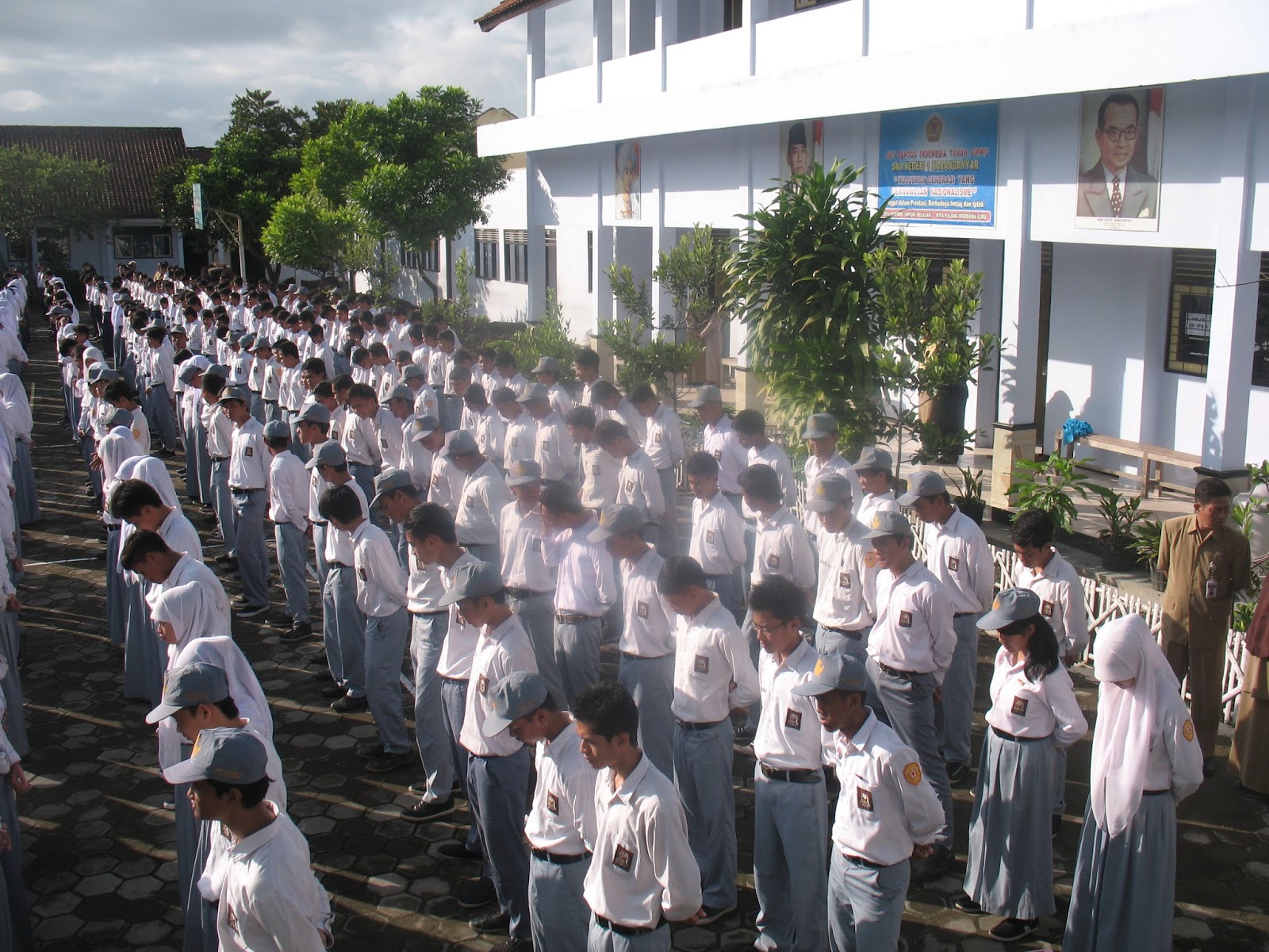 OSIS SMA NEGERI 1 KARANGANYAR KEBUMEN mos