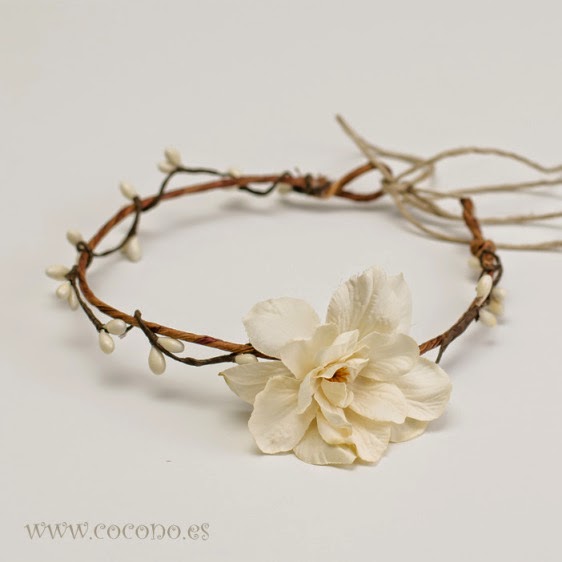 Corona flores niña Coconó