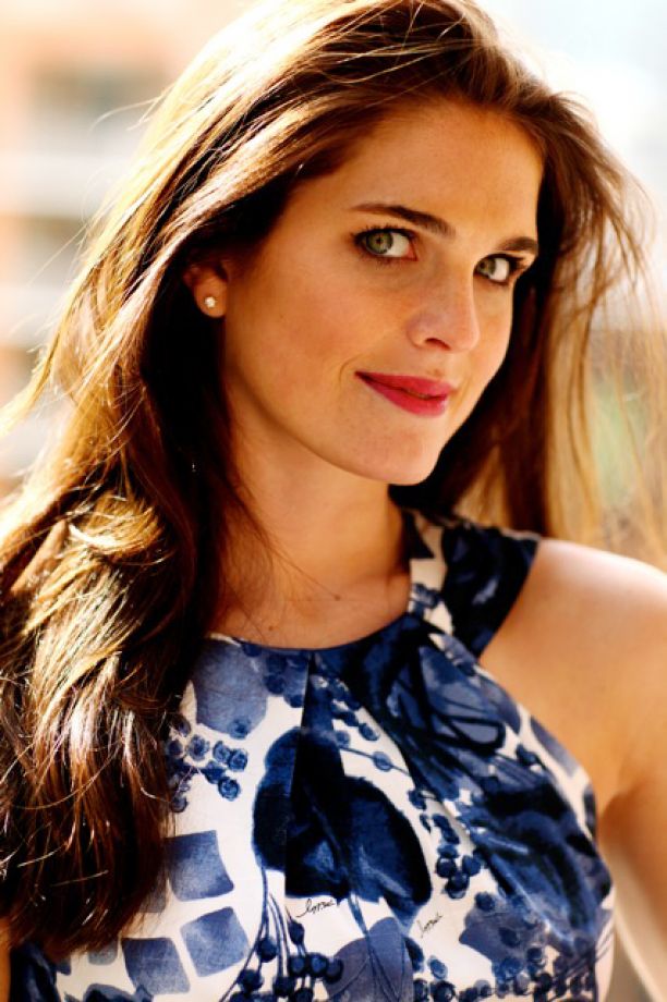 Get Hope Hicks Beautiful PNG