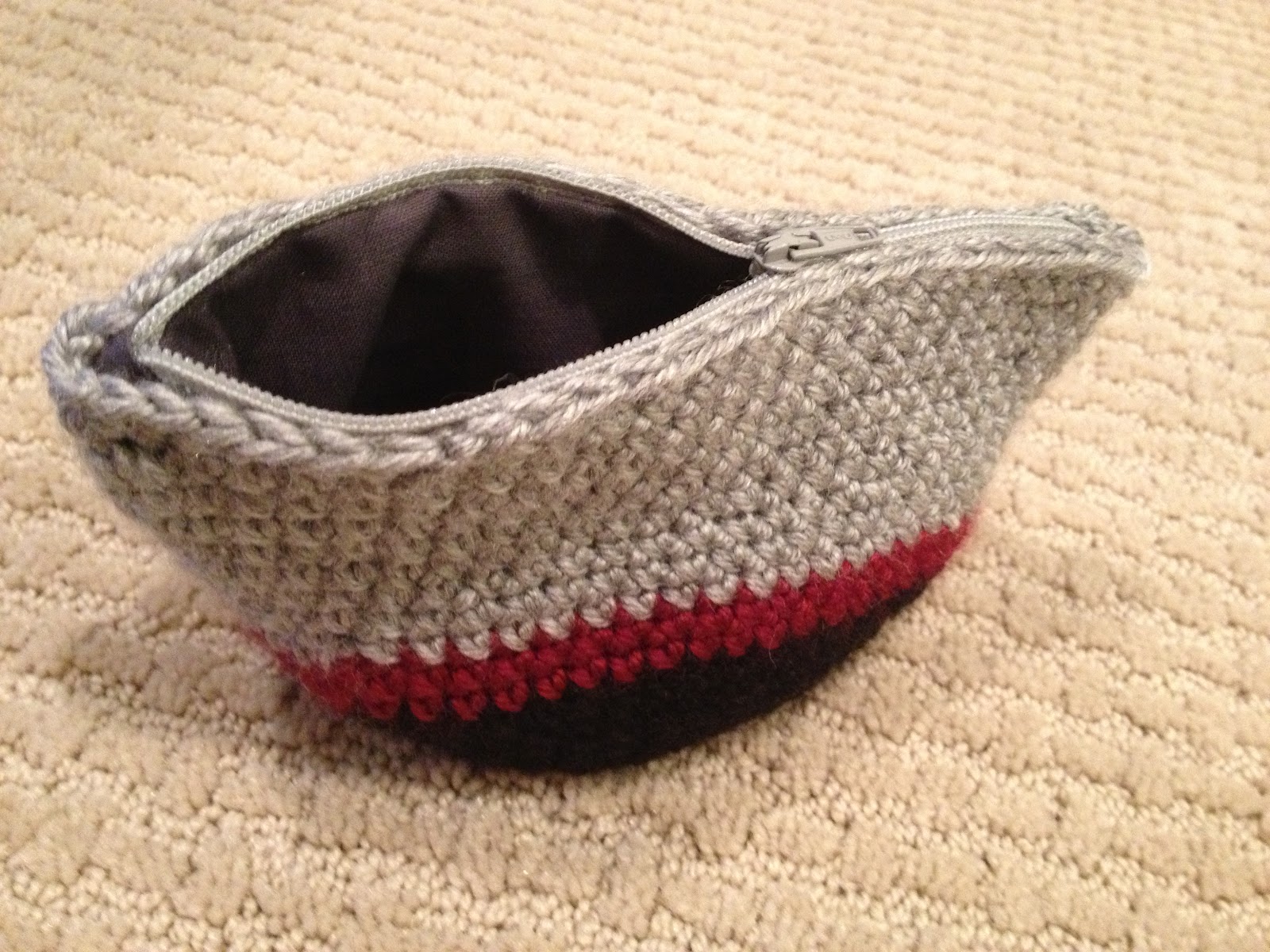 here is the pattern that I used. Sadly it is in French but the pattern ...