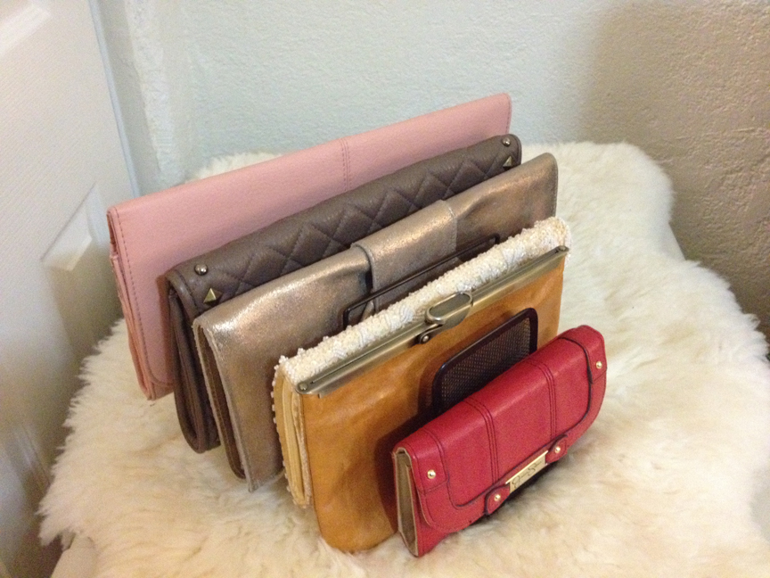 my thrifty chic DIY Clutch Organizer