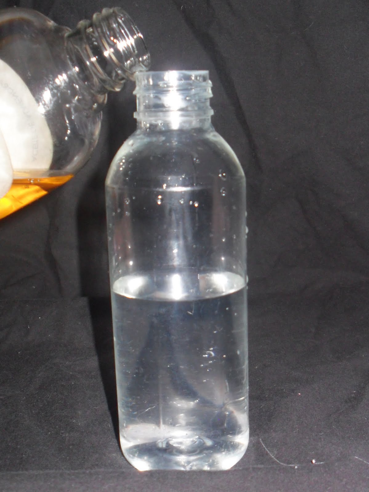 Vanilla Pop DIY Shine spray for your hair!