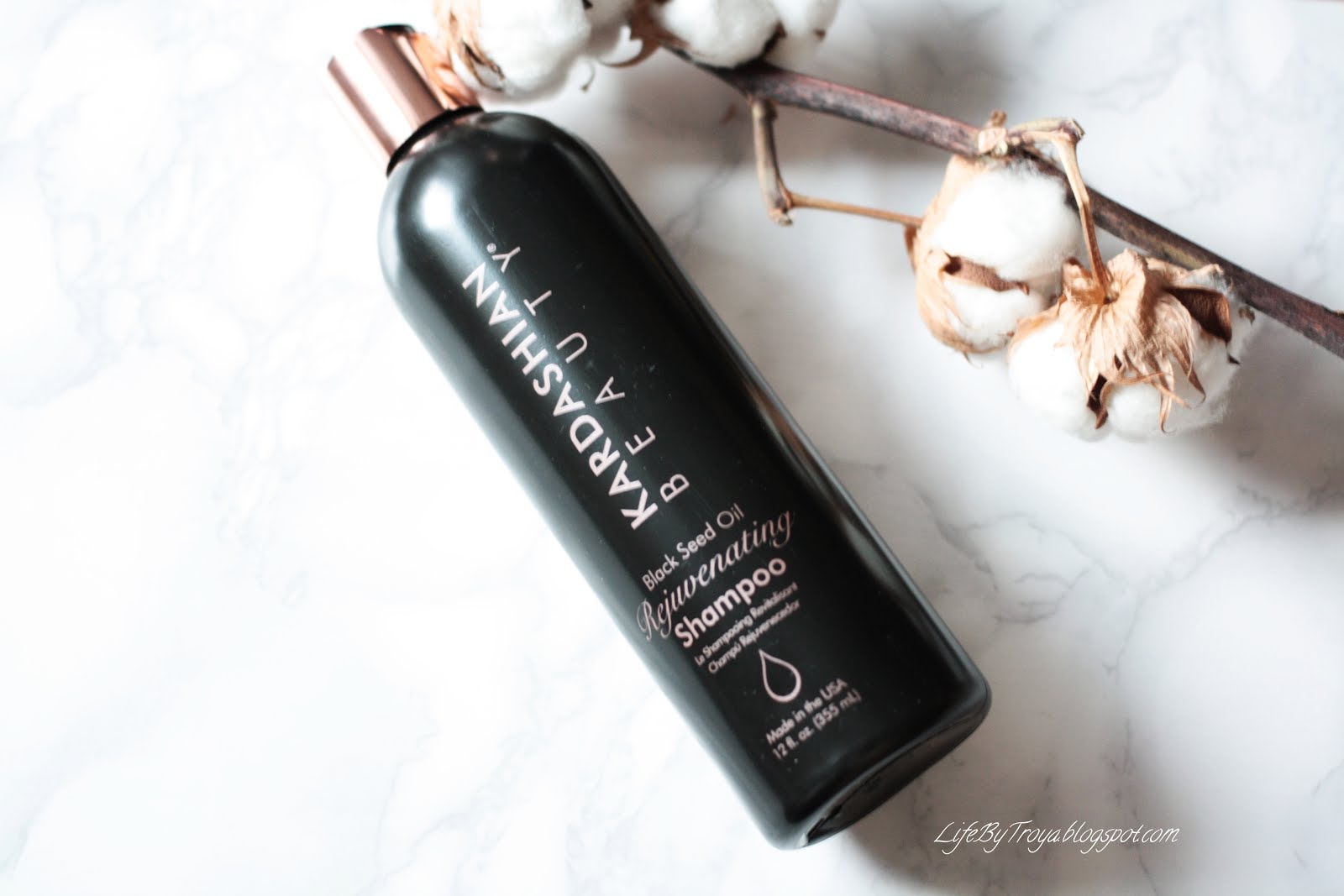 Review Kardashian Beauty Black Seed Oil Rejuvenating Shampoo