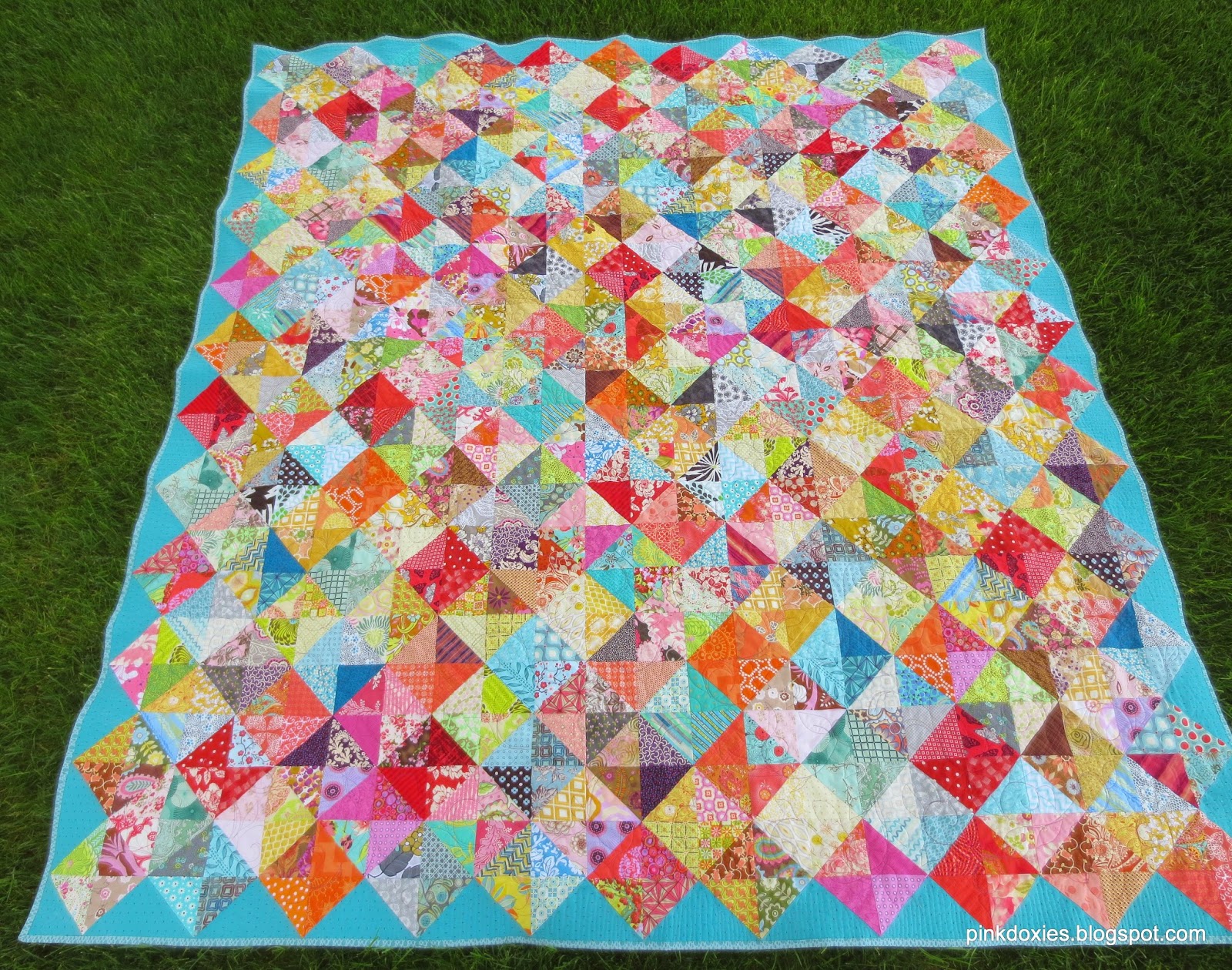 Pink Doxies 'Chicago, 2007' QST QuiltEntry for Blogger's Quilt