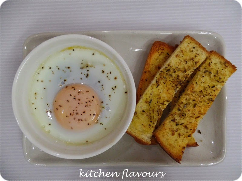 kitchen flavours Cocotte Eggs with Creamed Mushrooms